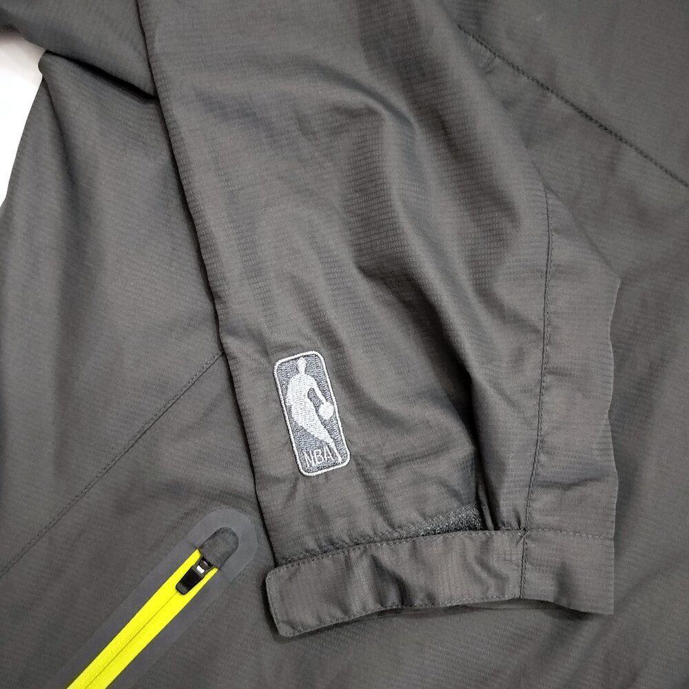 LevelWear ATLANTA HAWKS NBA Basketball Club Jacket 1968 Member Windbreaker Sz L - Picture 13 of 15